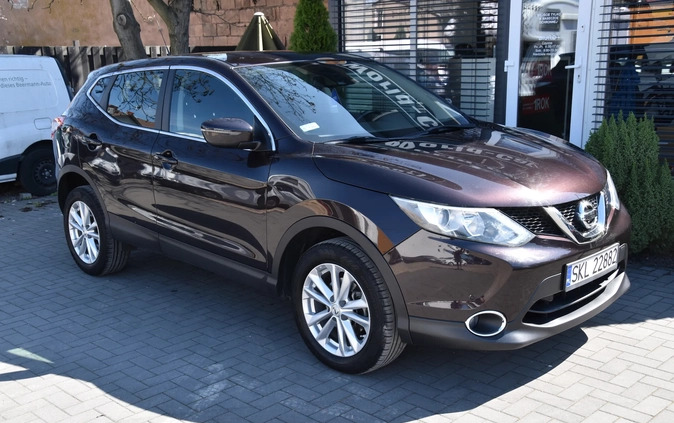 Nissan Qashqai cena 62999 przebieg: 106222, rok produkcji 2016 z Giżycko małe 742